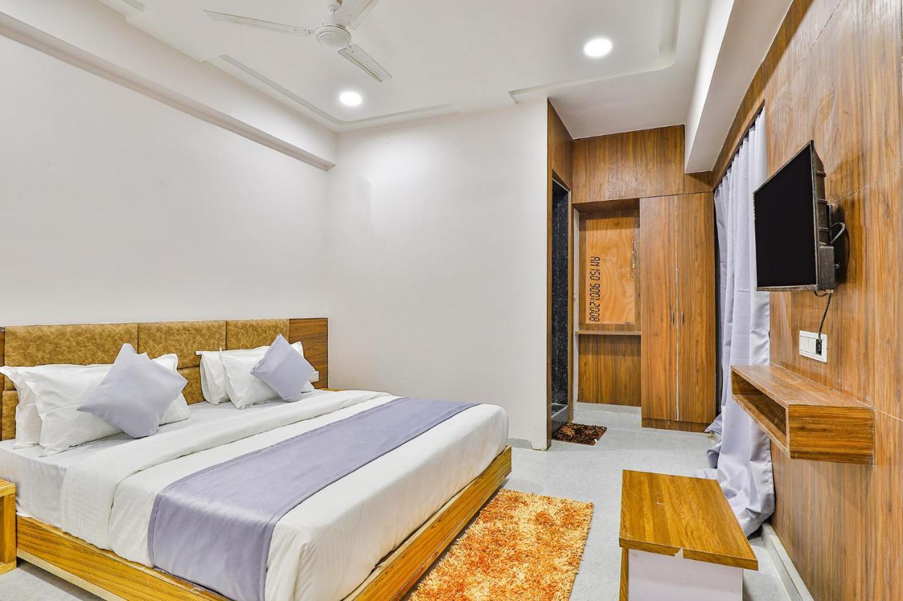 Fabhotel Parkland A Ahmedabad Extérieur photo